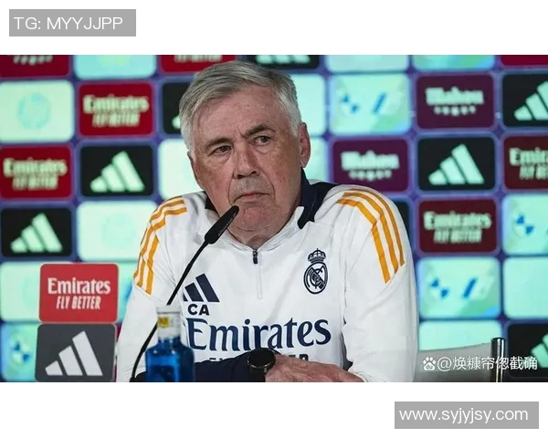 足球明星因饮食失控体重增加引发球迷热议与健康担忧